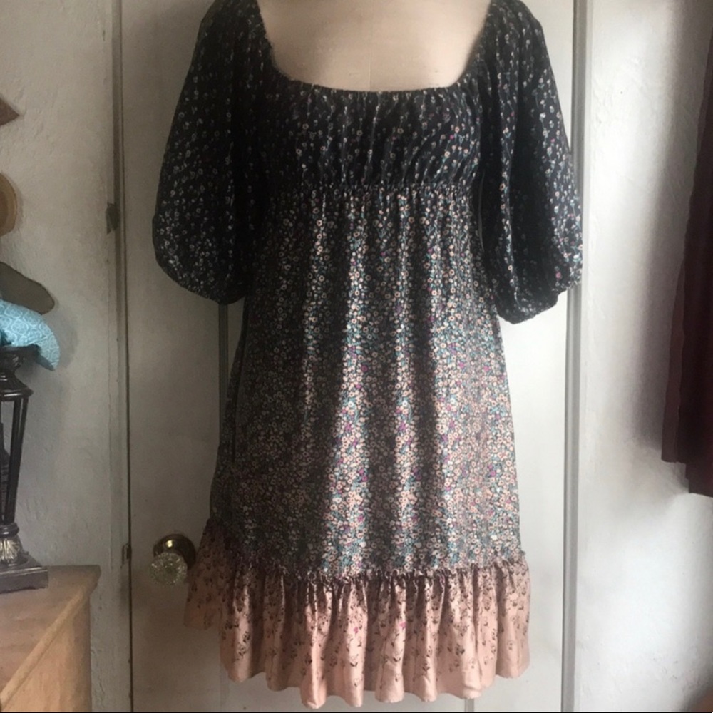 Betsey Johnson 100% Silk dress🌸Vintage Y2K